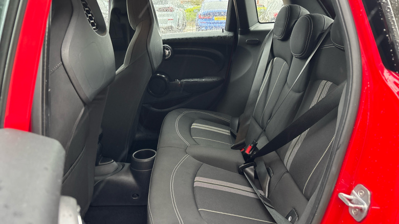 MINI Hatchback 1.5 Cooper Sport II 5dr Petrol Hatchback